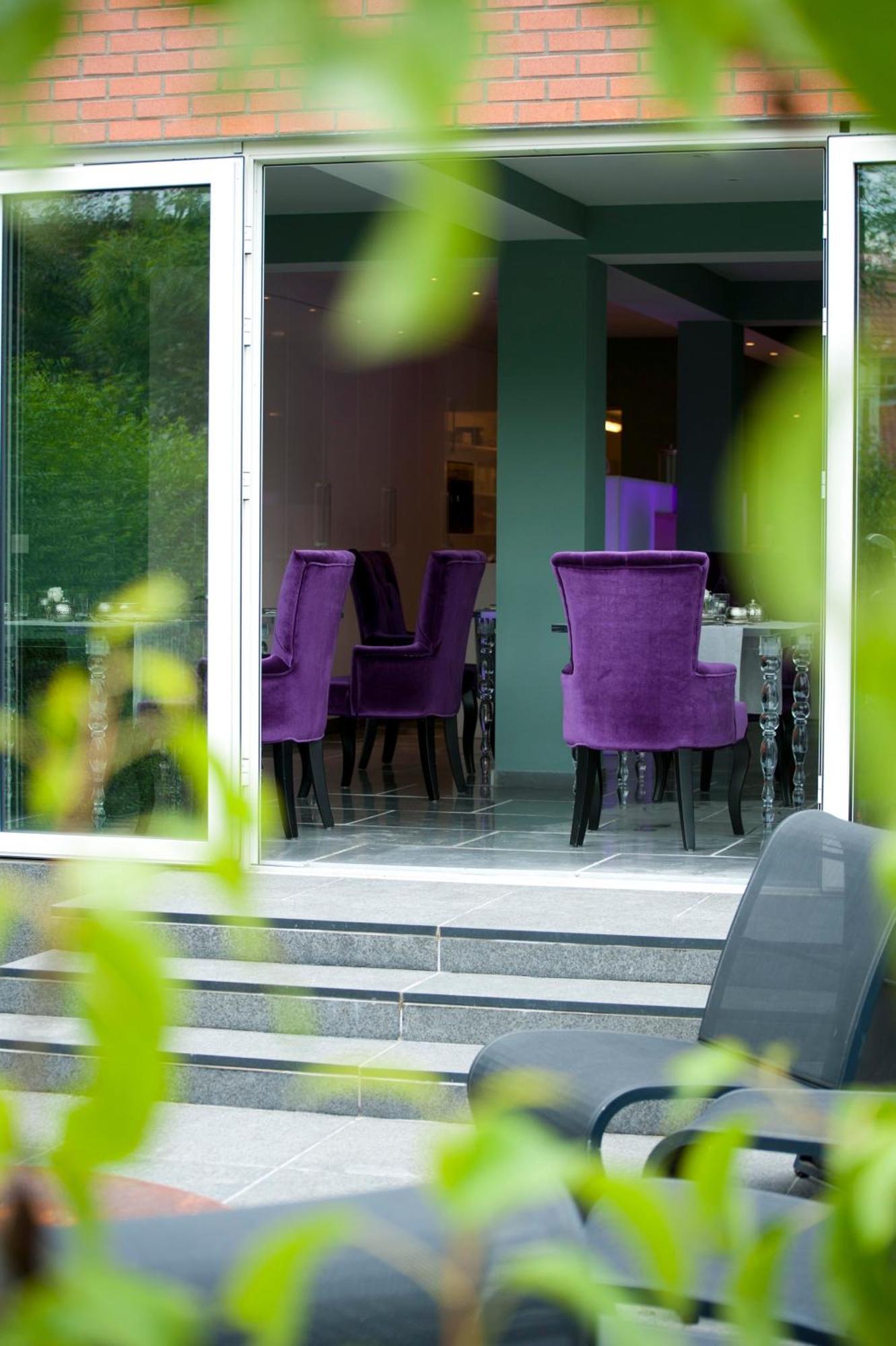 B&B Saint-Georges -Located In The City Centre Of Bruges- Bagian luar foto The interior of the restaurant